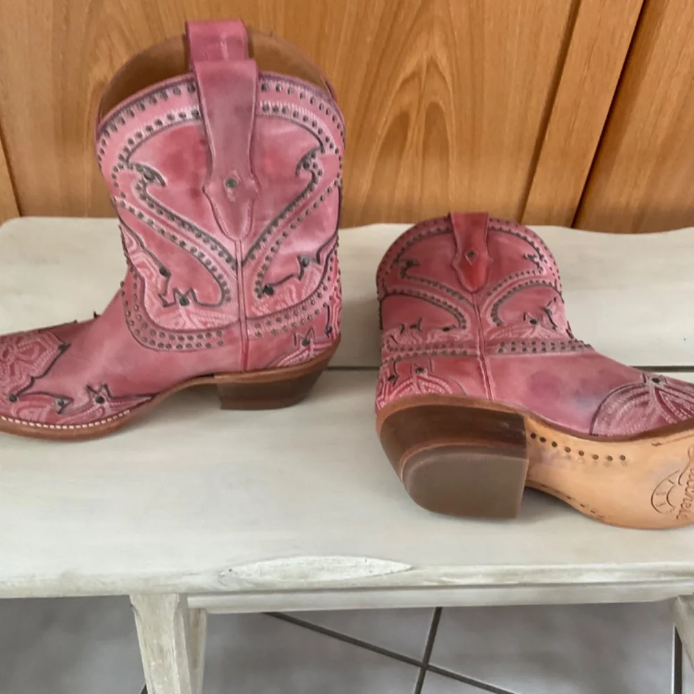 New Lucchese Studded Shorty Boot in Vamp Color Pink - Picture 3 of 10